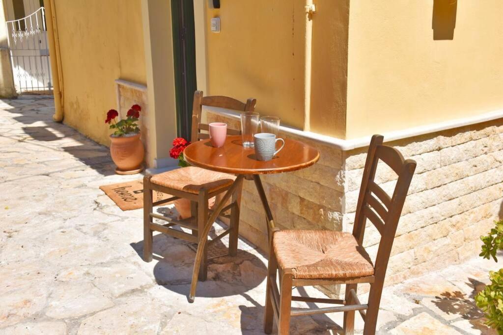 Zia Maria'S House Next To Corfu Port Apartment Bagian luar foto